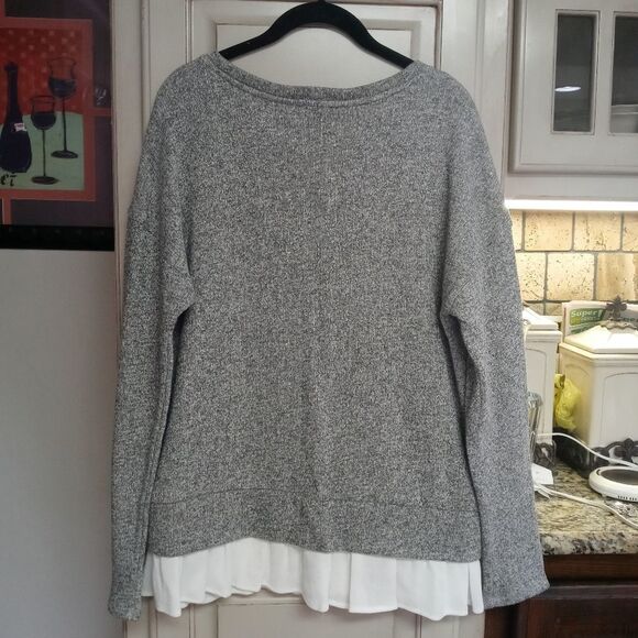 maven west Ruffle Hem Sweatshirt in Heather Grey Preppy - Picture 10 of 11